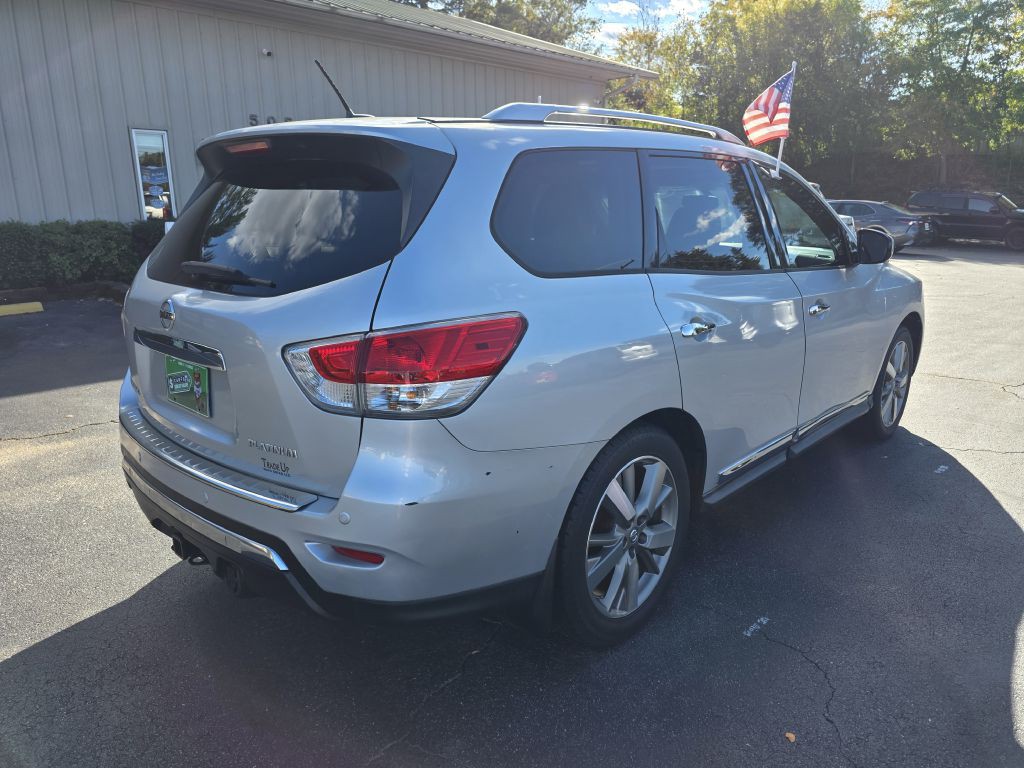 2015 Nissan Pathfinder Image 10