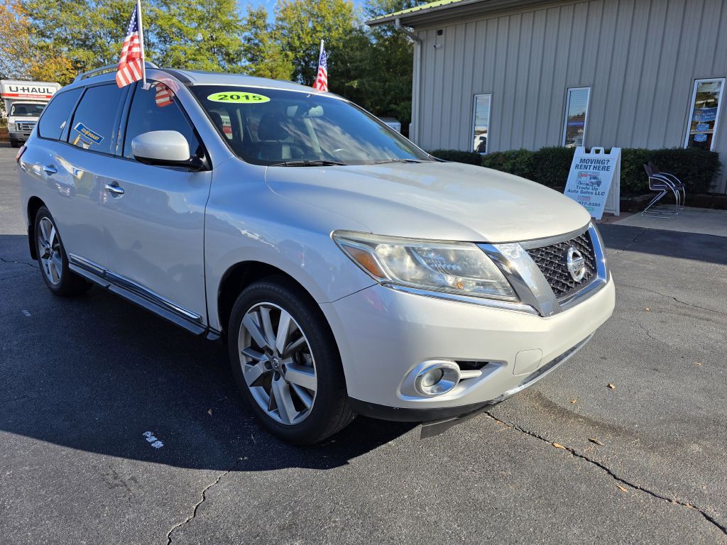 2015 Nissan Pathfinder Image 13