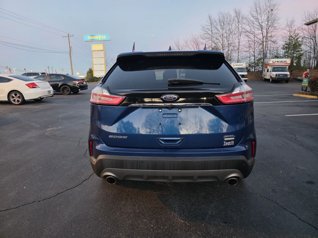 2020 Ford Edge Image 7