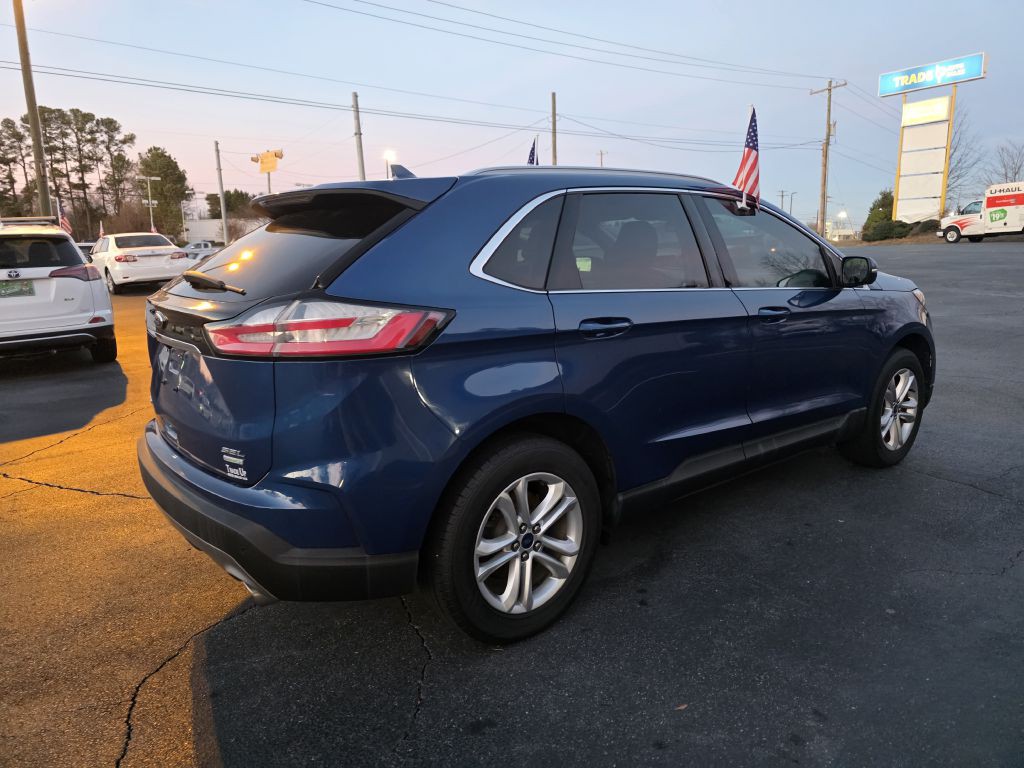2020 Ford Edge Image 9