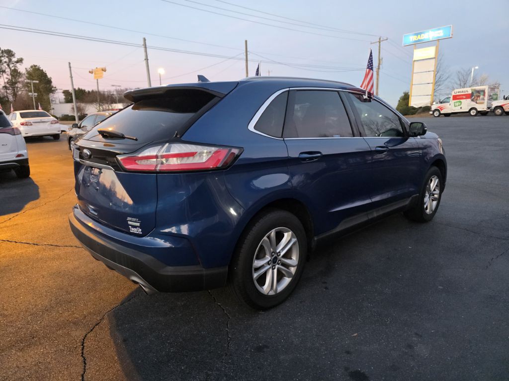 2020 Ford Edge Image 10