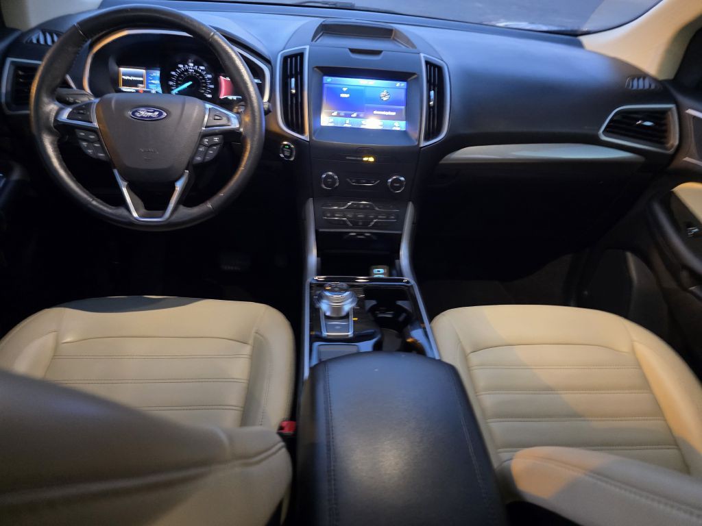 2020 Ford Edge Image 15