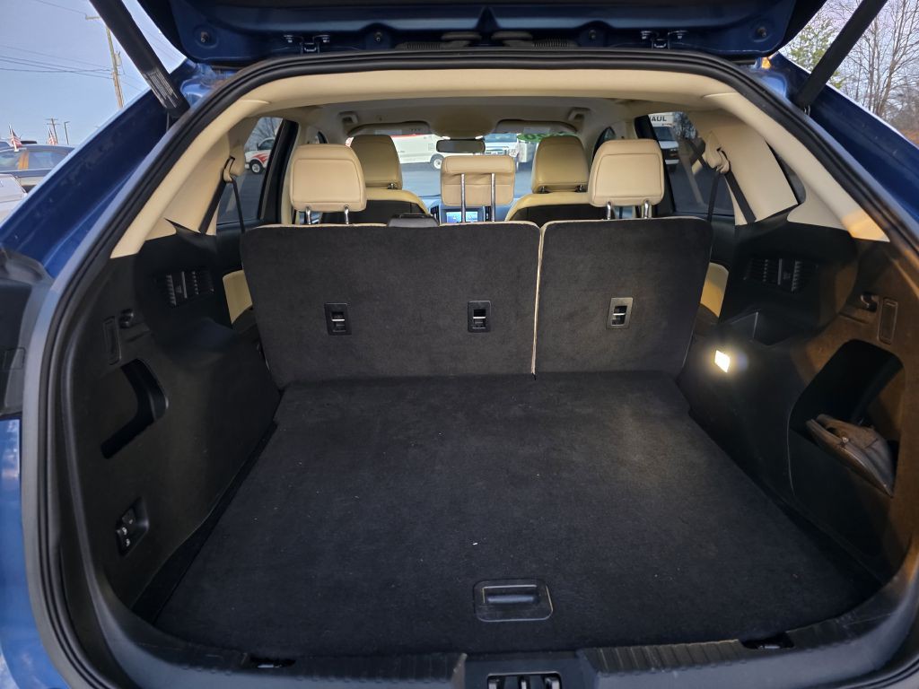 2020 Ford Edge Image 18