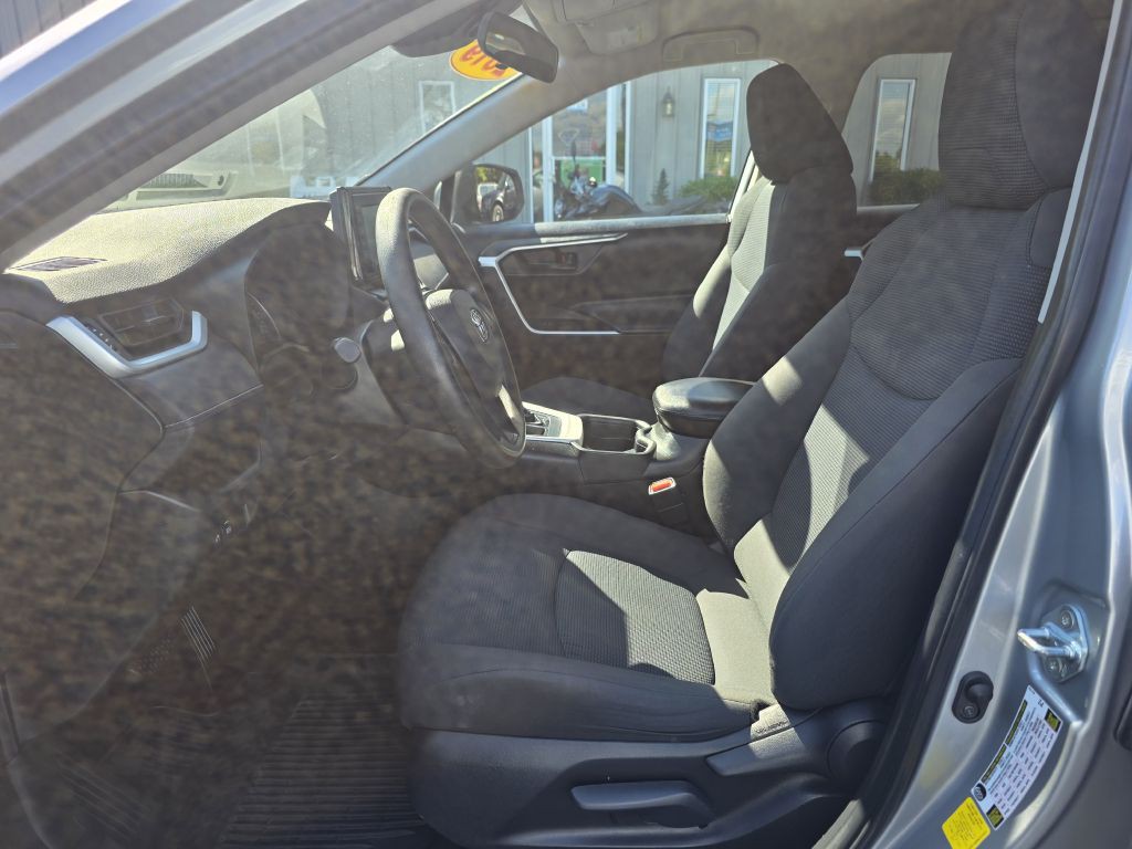 2019 Toyota Rav4 Image 12