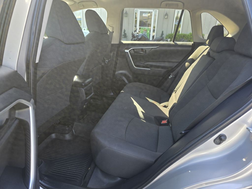 2019 Toyota Rav4 Image 15