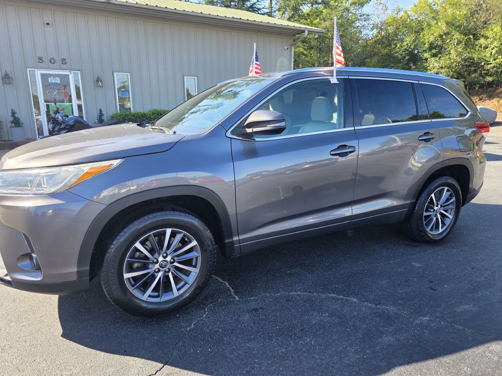 2018 Toyota Highlander Image 3