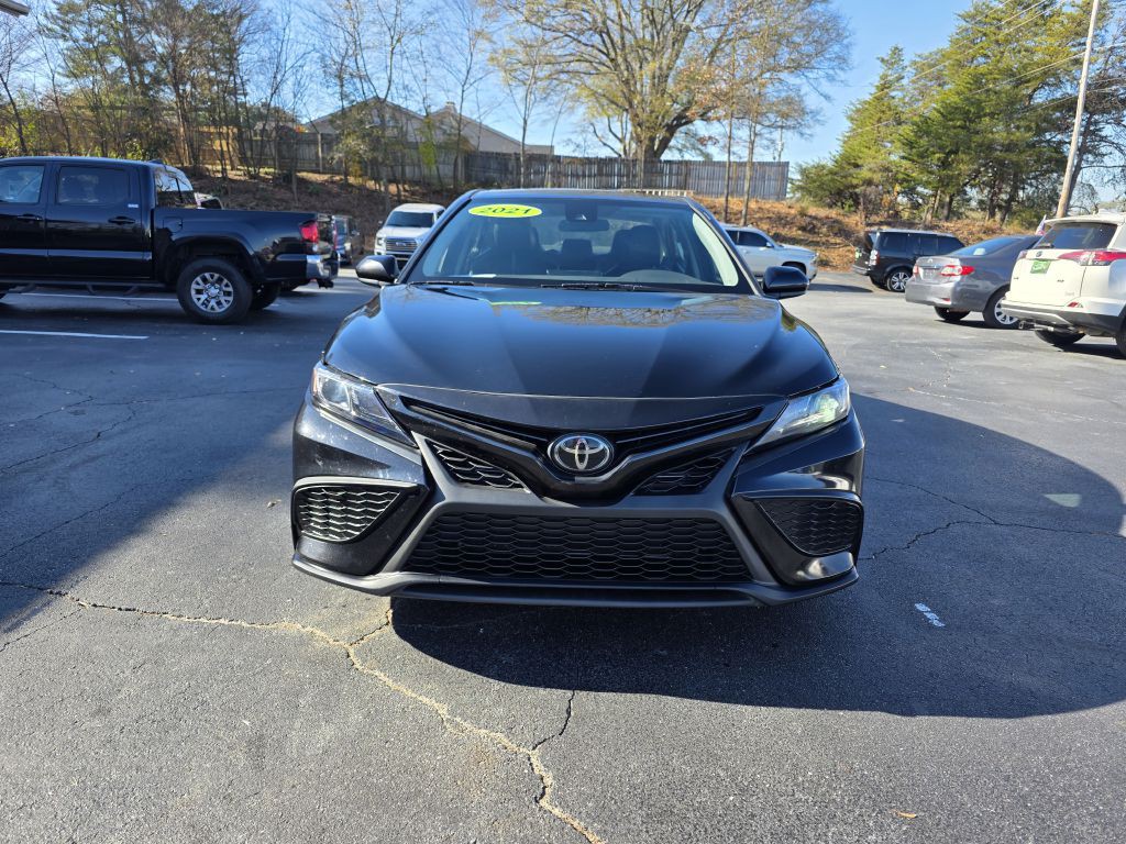 2021 Toyota Camry Image 1