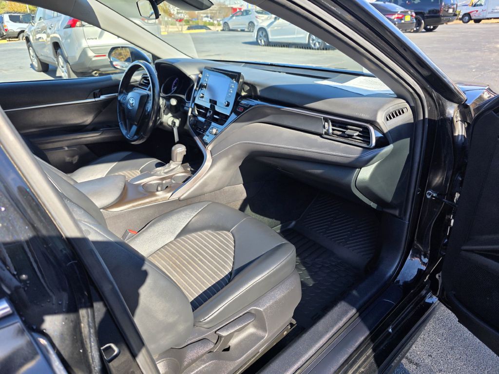 2021 Toyota Camry Image 22