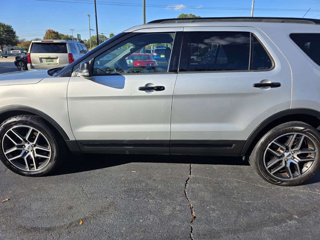 2019 Ford Explorer Image 7