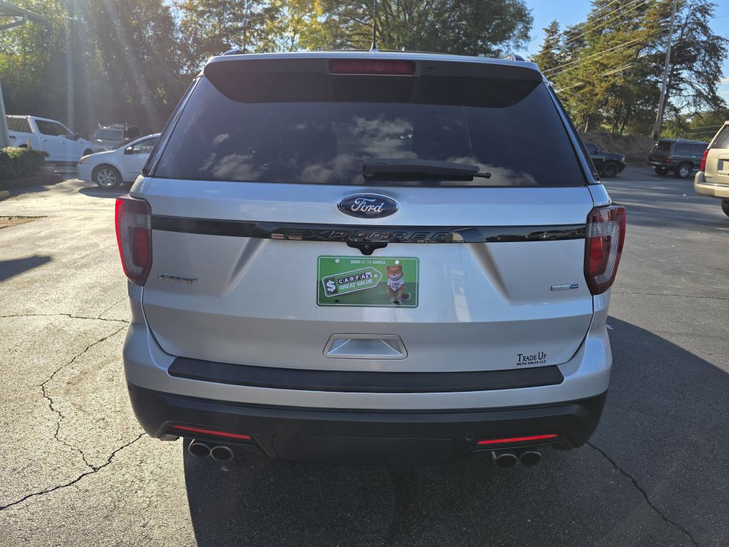 2019 Ford Explorer Image 10
