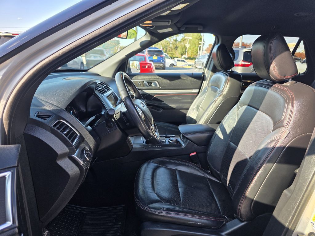 2019 Ford Explorer Image 14