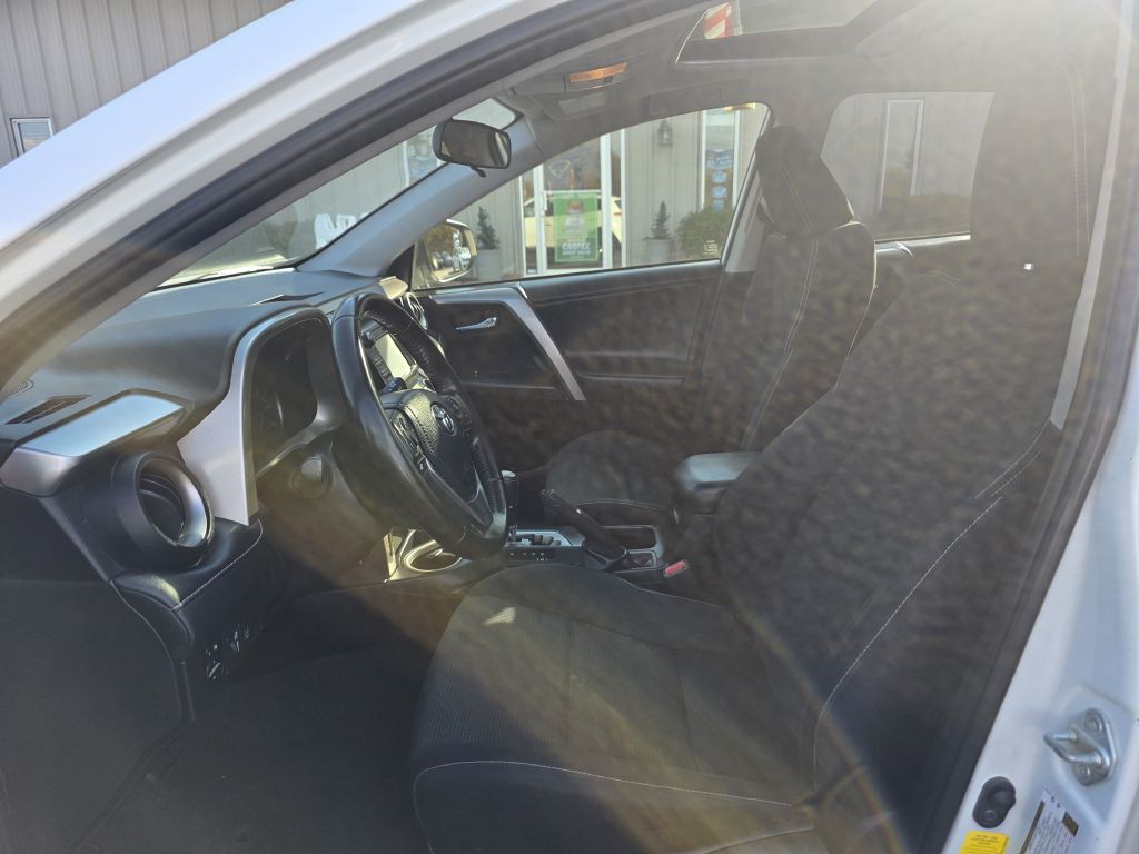 2018 Toyota Rav4 Image 14