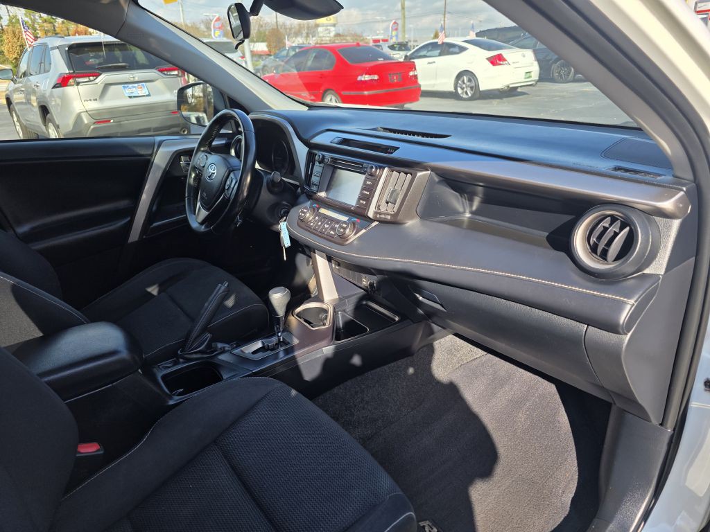 2018 Toyota Rav4 Image 23