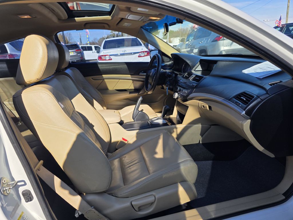 2012 Honda Accord Image 18