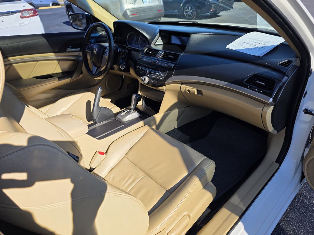 2012 Honda Accord Image 19