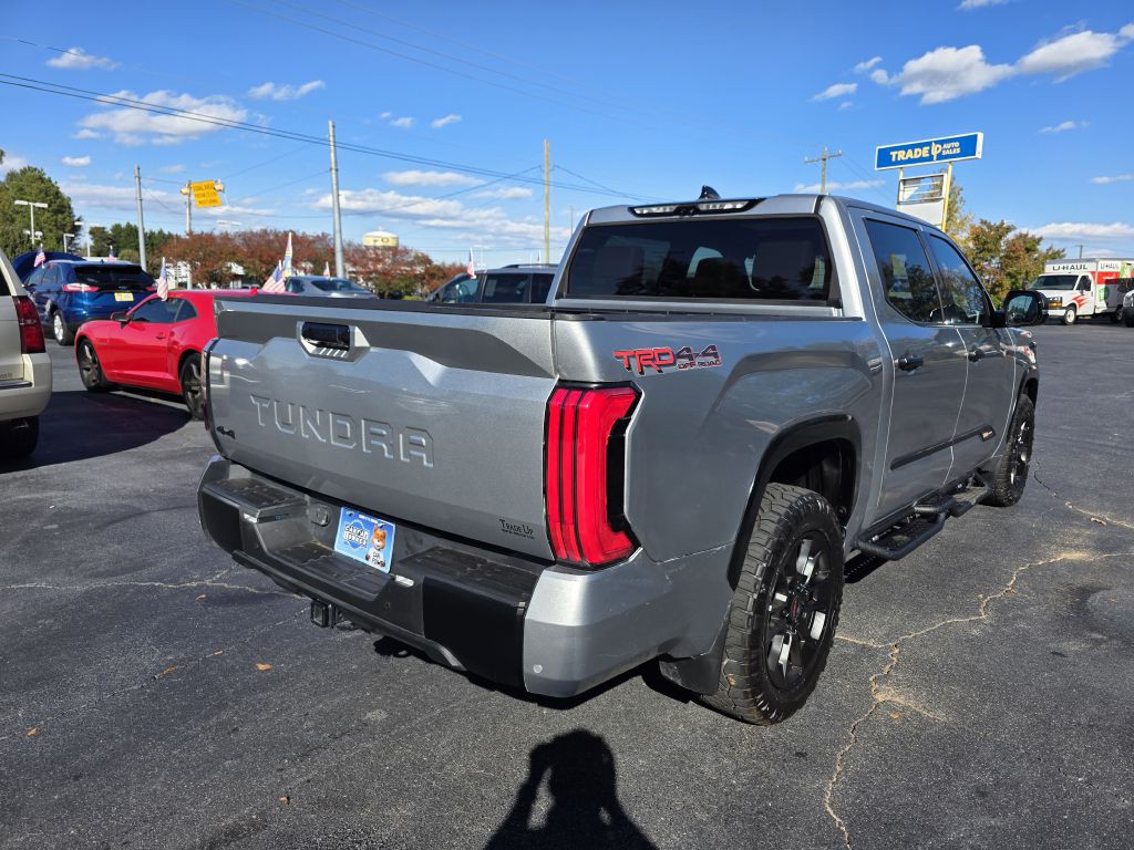 2022 Toyota Tundra Image 9