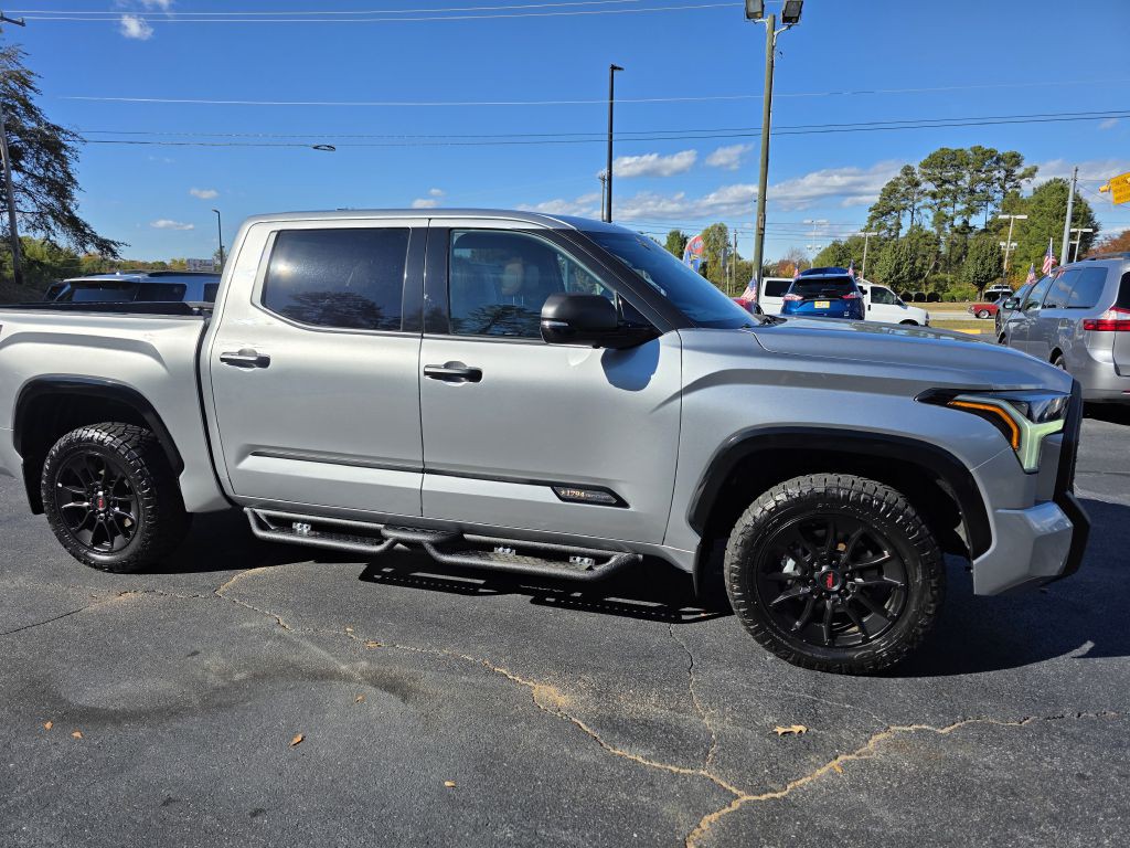 2022 Toyota Tundra Image 13