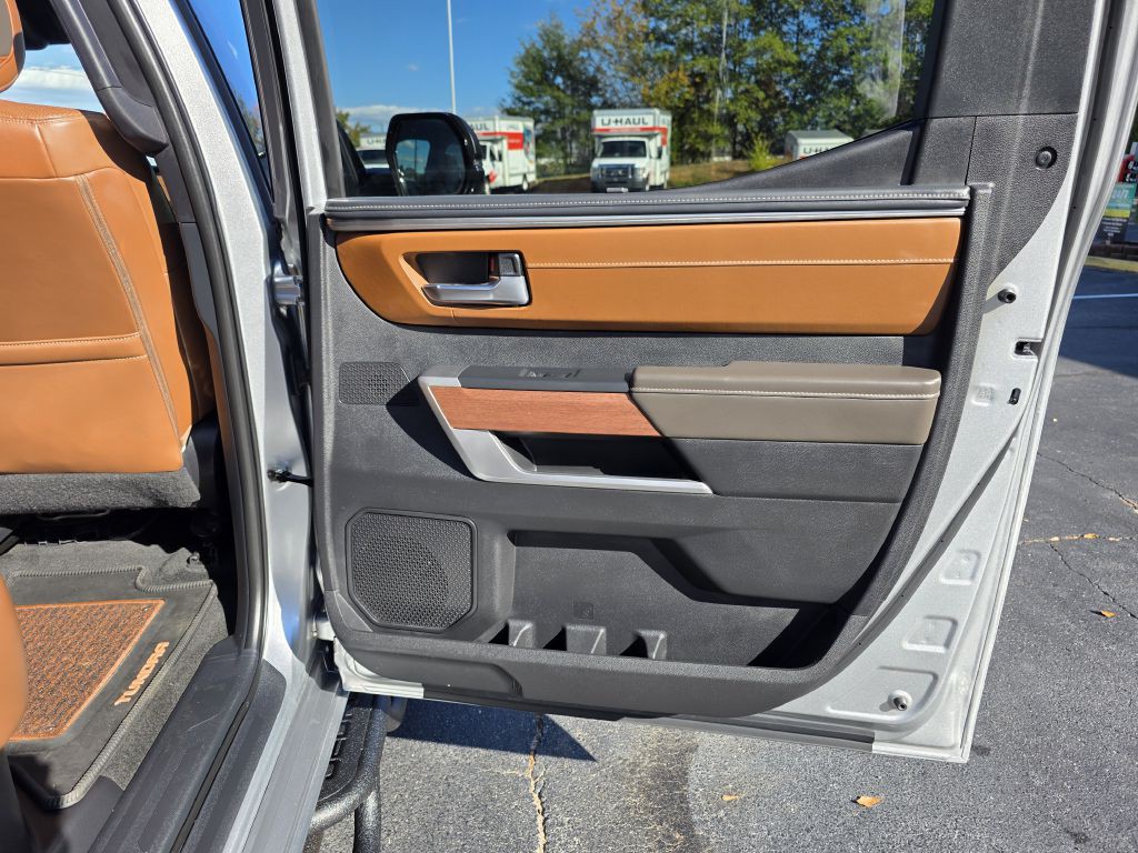 2022 Toyota Tundra Image 21