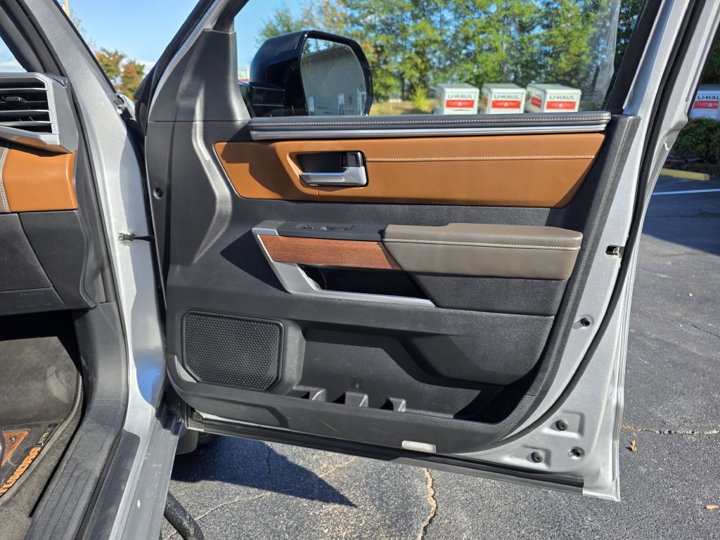2022 Toyota Tundra Image 24