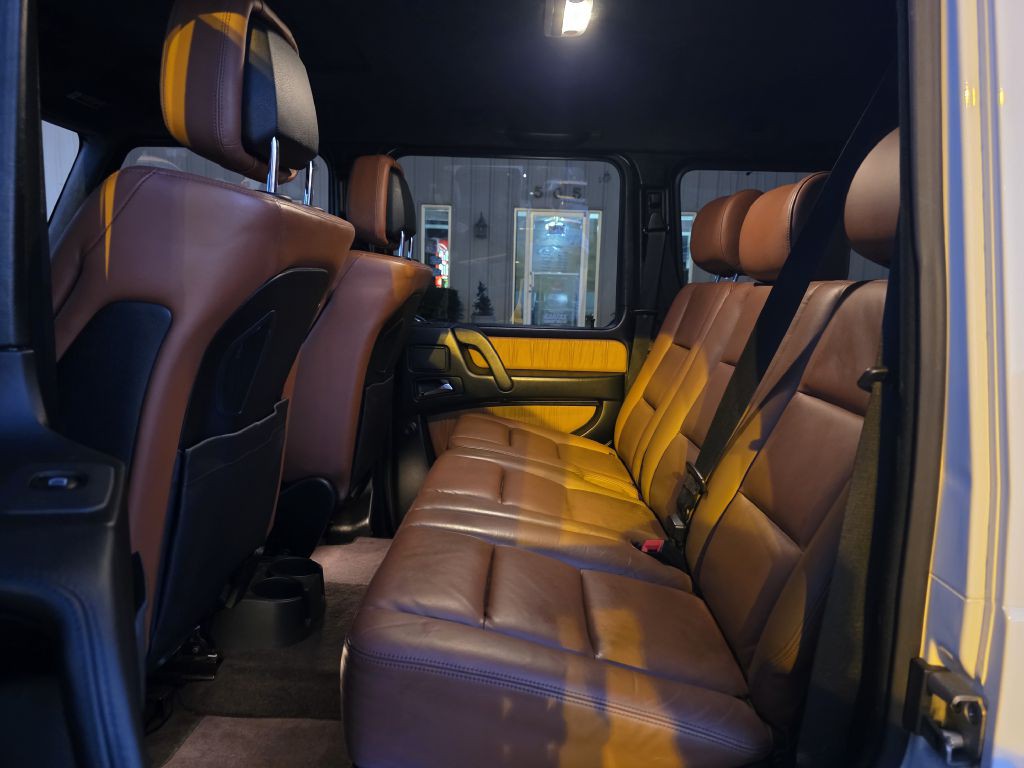 2011 Mercedes-Benz G-Class Image 17