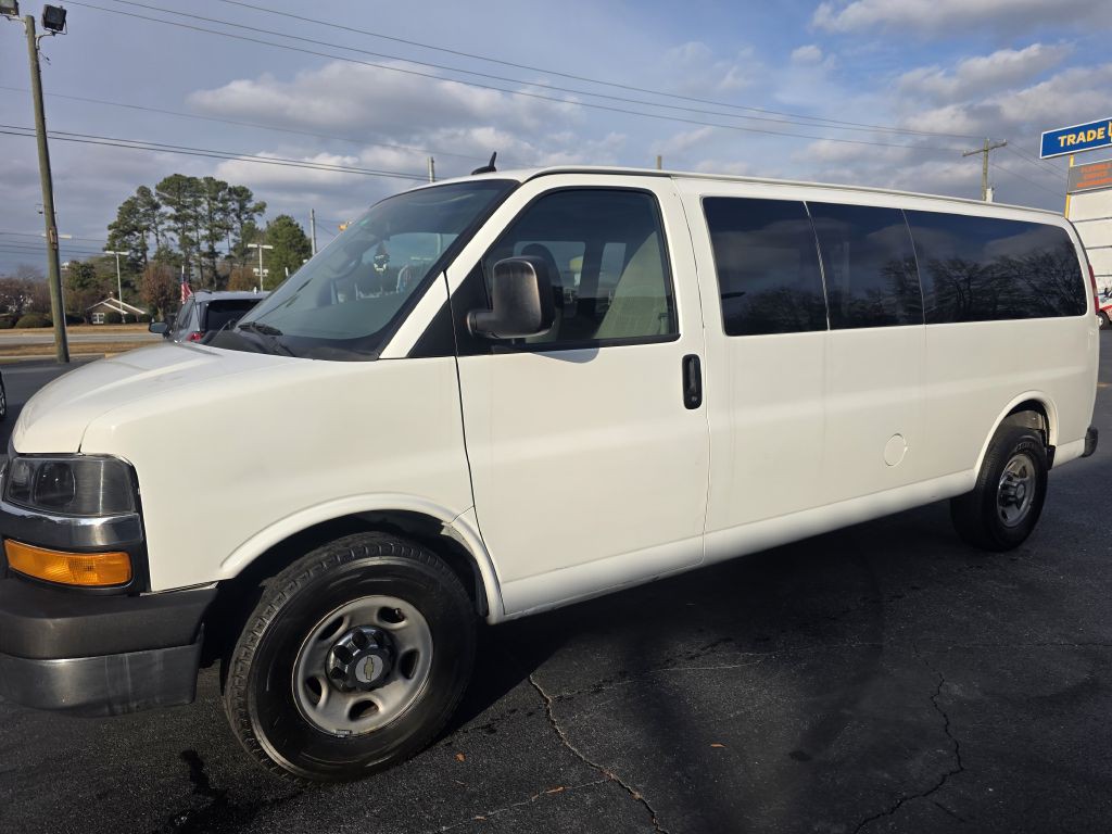 2012 Chevrolet Express Image 5