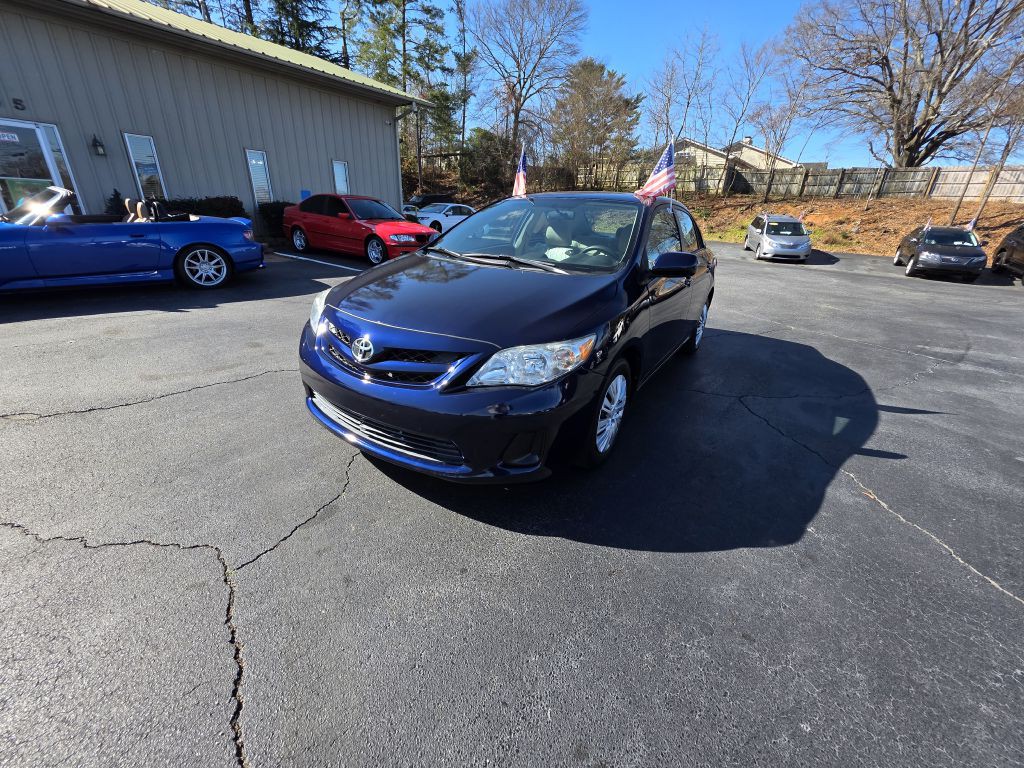 2013 Toyota Corolla Image 2