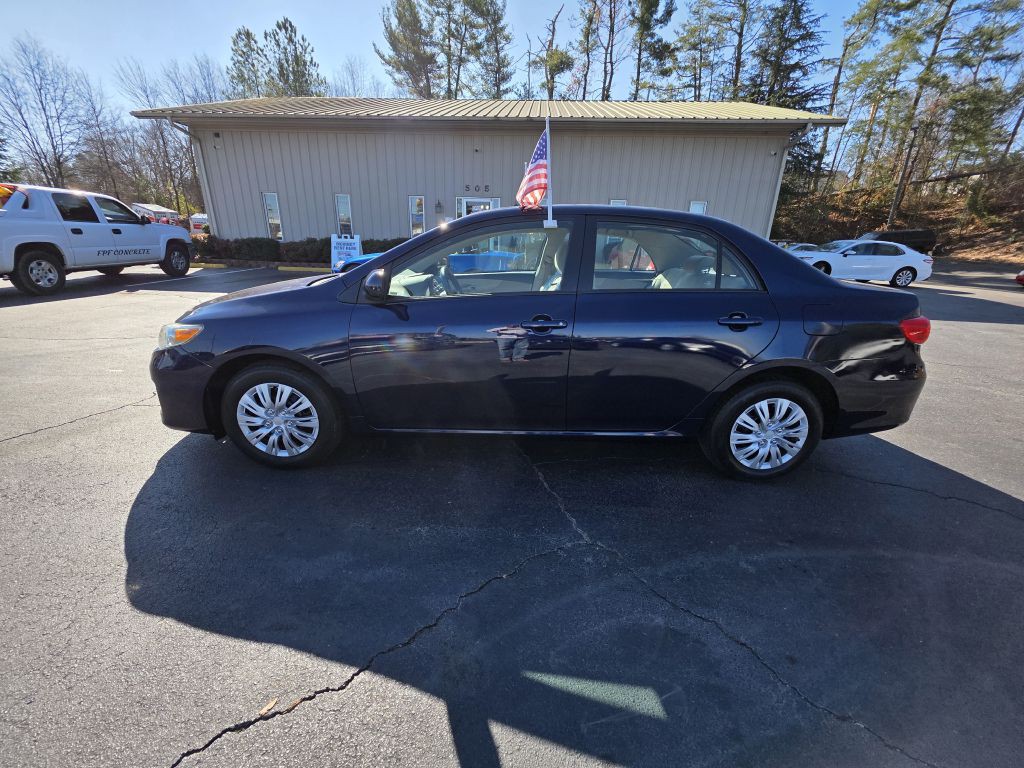 2013 Toyota Corolla Image 6