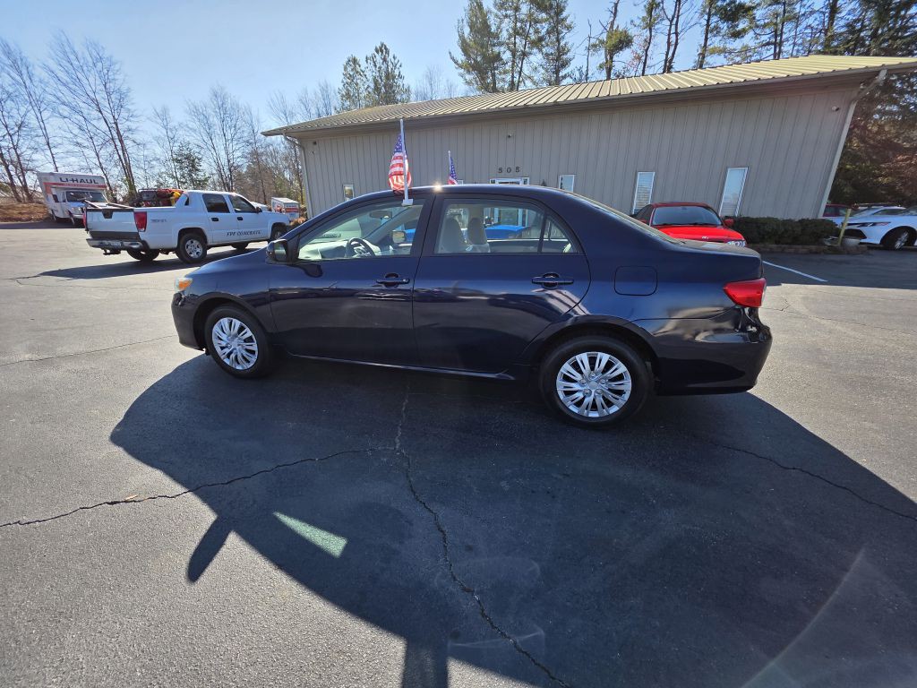 2013 Toyota Corolla Image 7