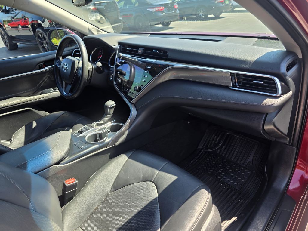 2018 Toyota Camry Image 23
