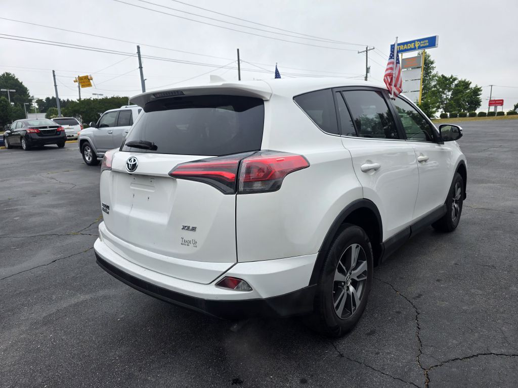 2018 Toyota Rav4 Image 10