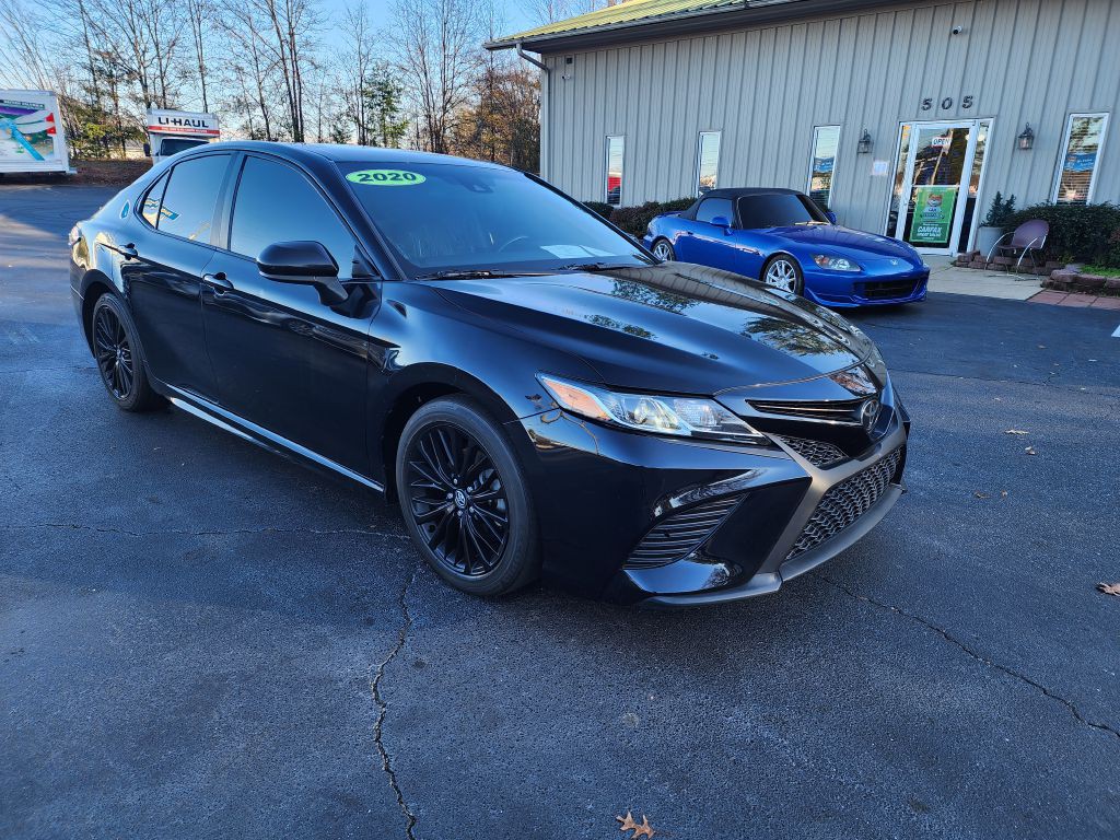 2020 Toyota Camry Image 14