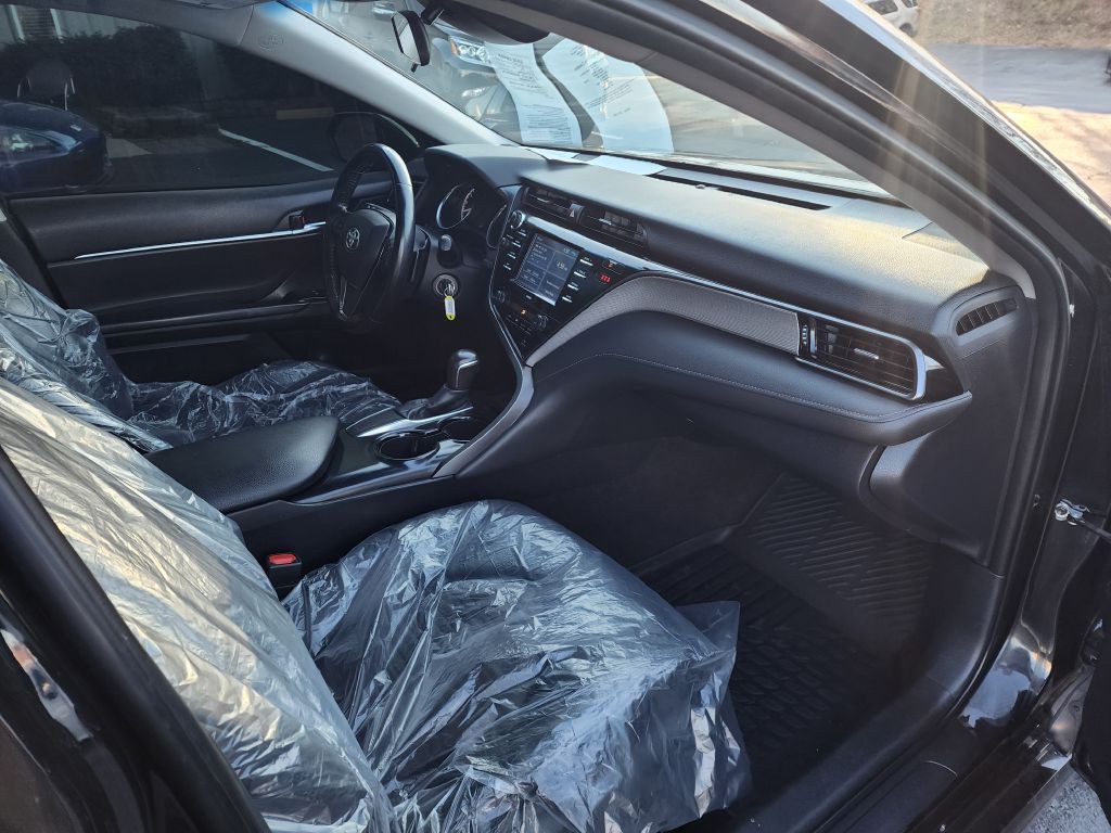 2020 Toyota Camry Image 23