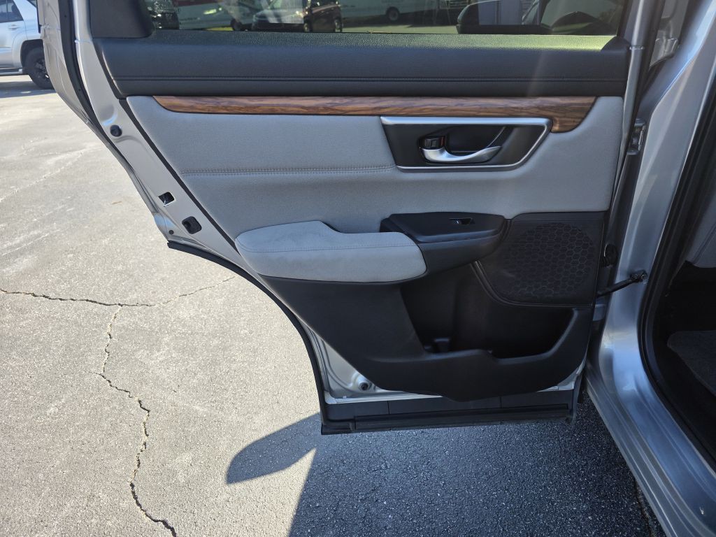 2019 Honda CR-V Image 17