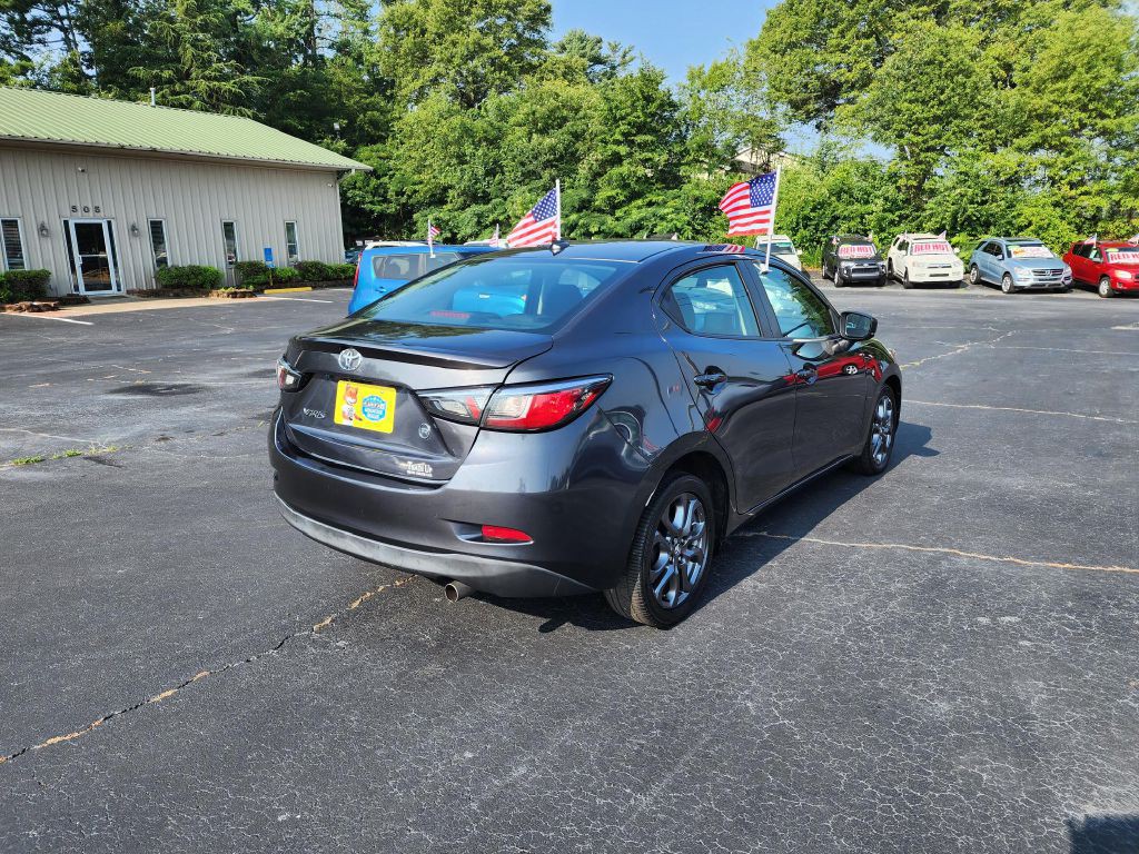 2019 Toyota Yaris Image 9