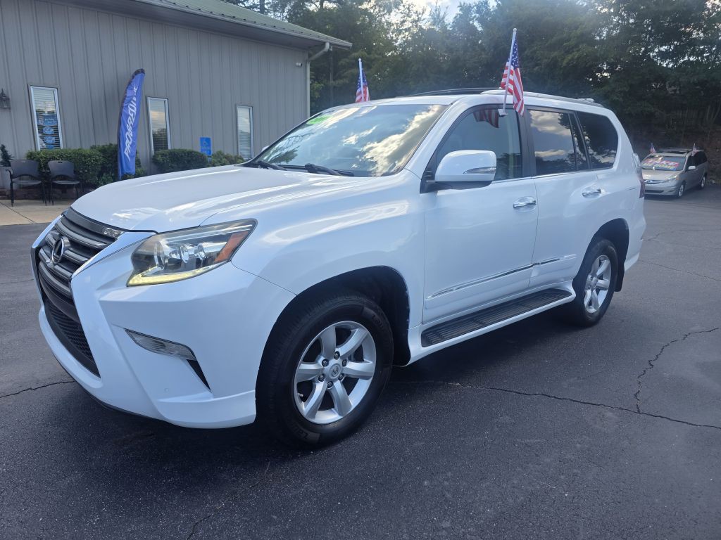 2017 Lexus GX Image 2