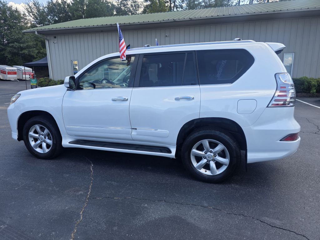 2017 Lexus GX Image 5