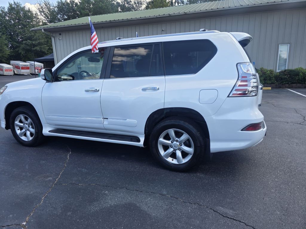 2017 Lexus GX Image 6