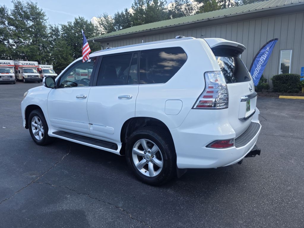 2017 Lexus GX Image 7