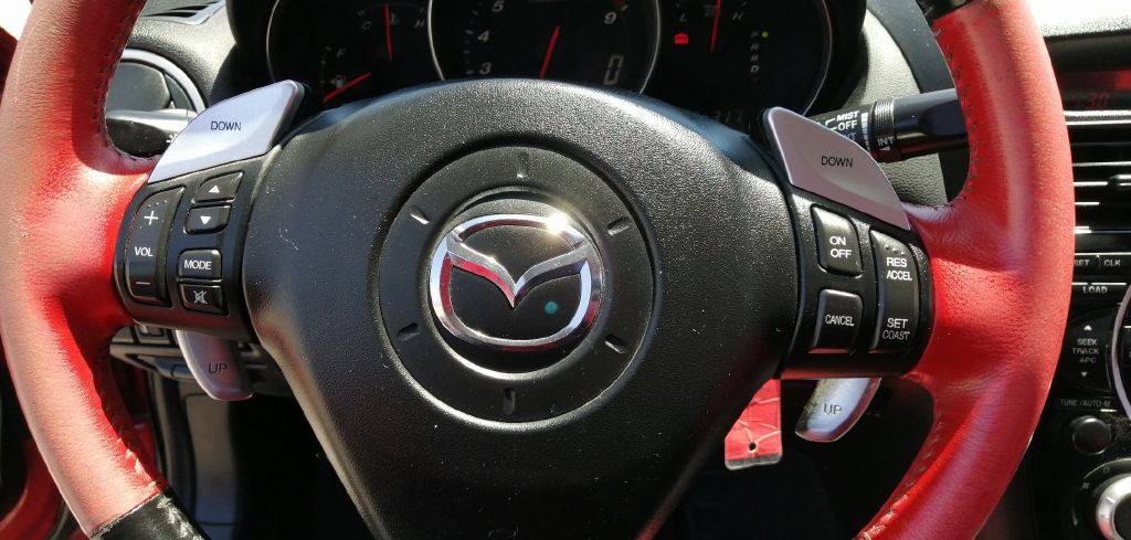 2004 Mazda RX-8 Image 18