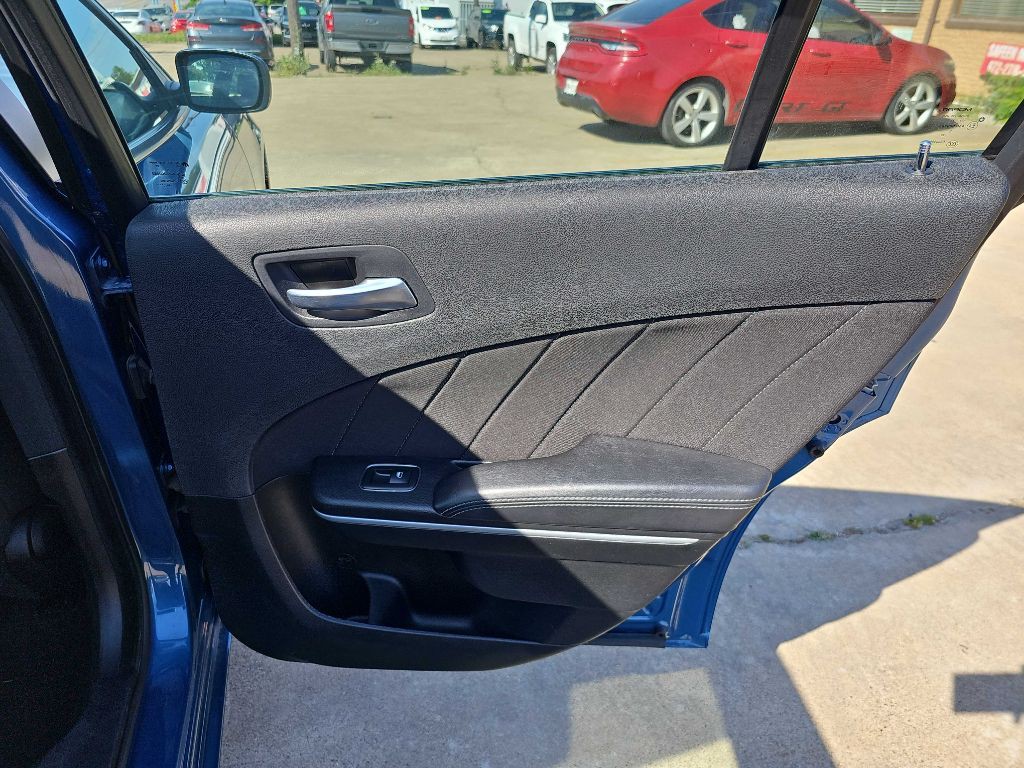 2022 Dodge Charger Image 16