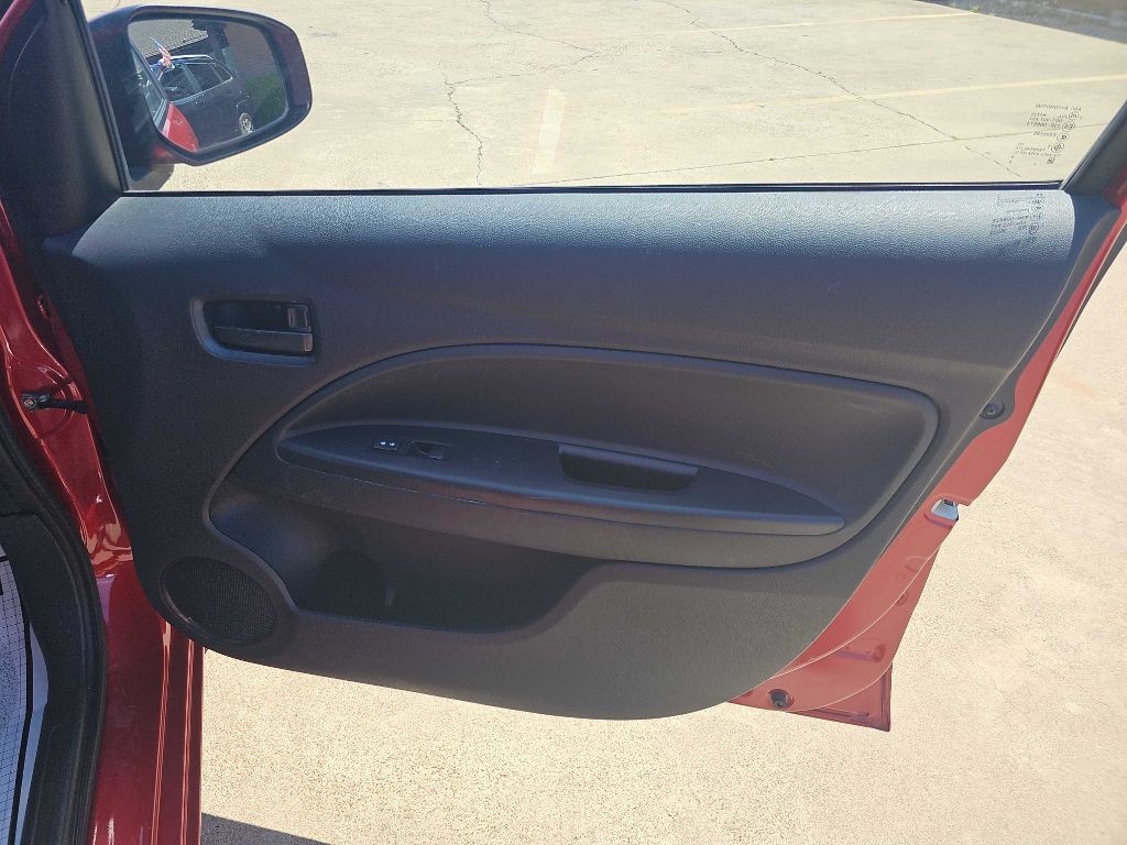 2019 Mitsubishi Mirage Image 17