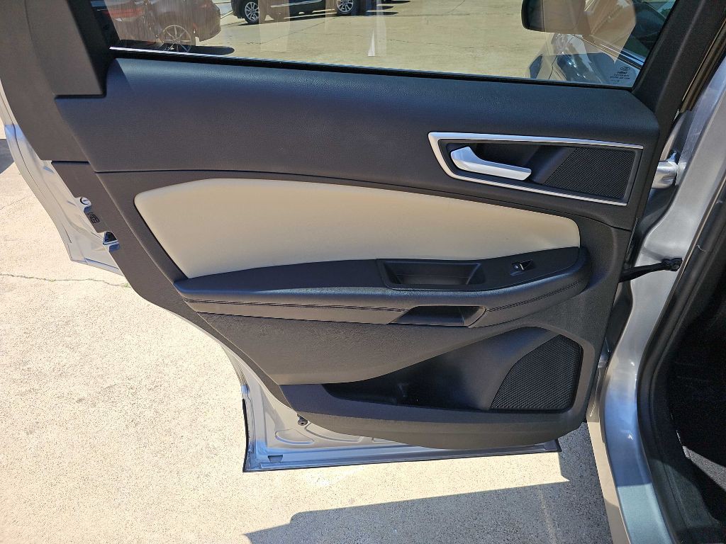 2024 Ford Edge Image 15
