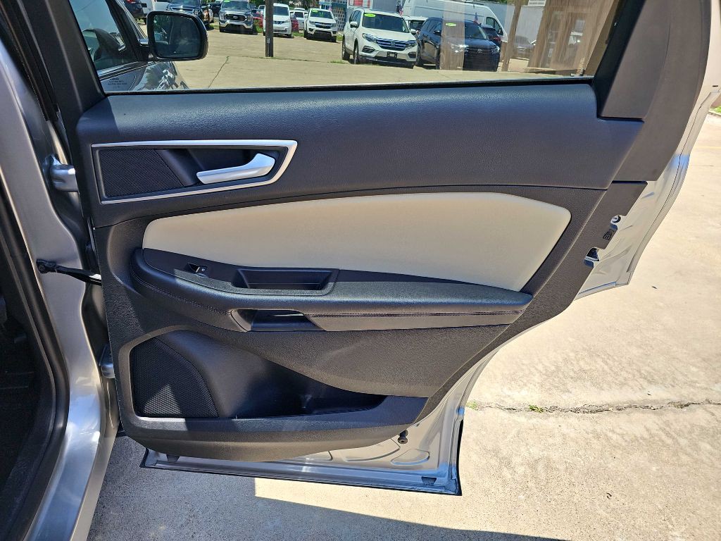 2024 Ford Edge Image 17