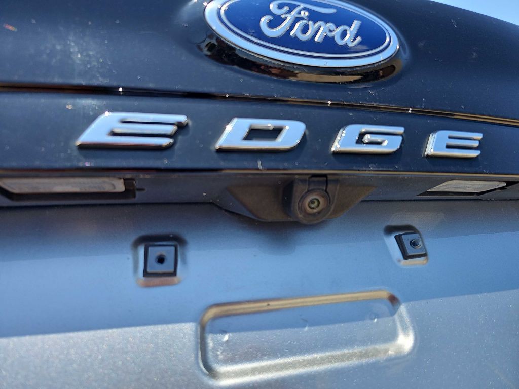 2024 Ford Edge Image 32