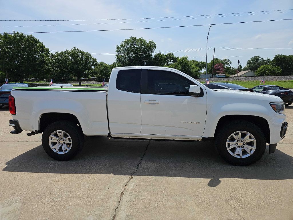 2022 Chevrolet Colorado Image 2
