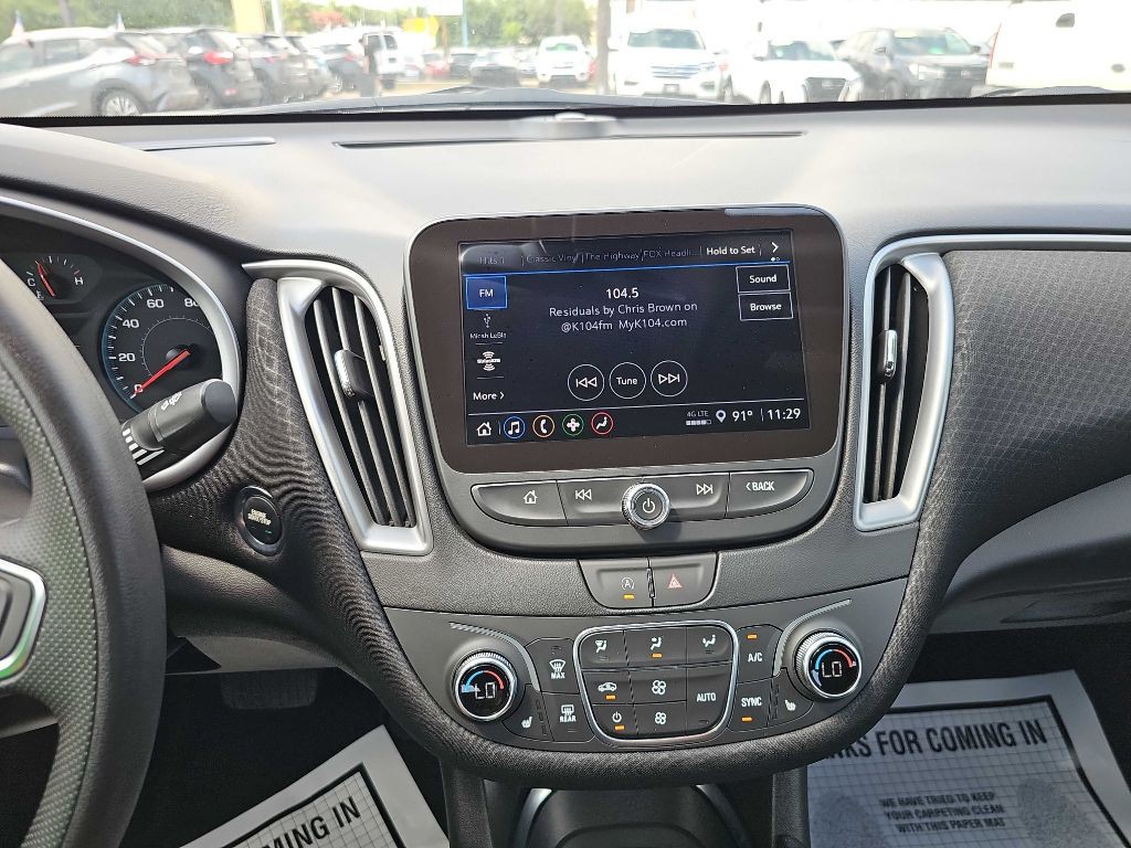 2025 Chevrolet Malibu Image 27