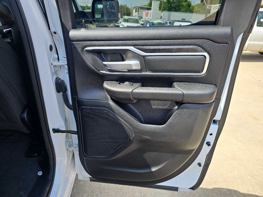 2023 RAM 1500 Image 11
