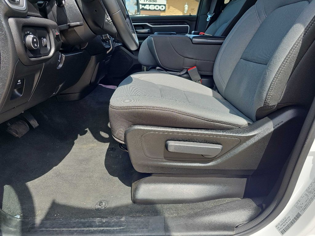 2023 RAM 1500 Image 19