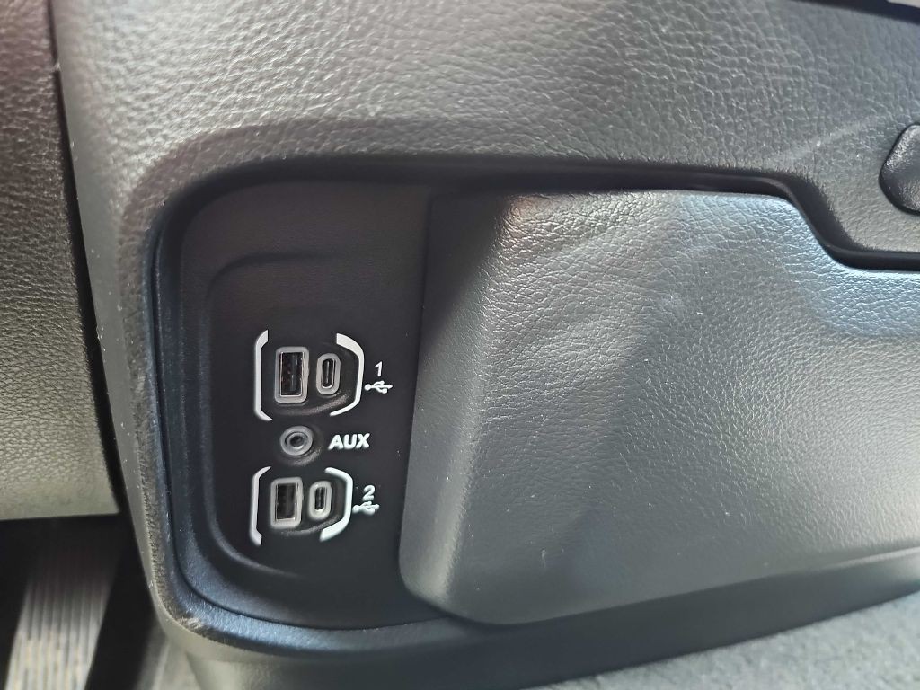 2023 RAM 1500 Image 28