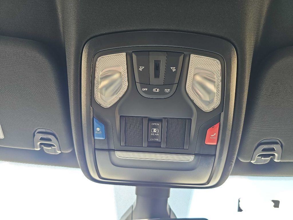 2023 RAM 1500 Image 33
